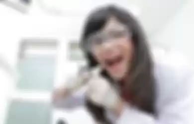 Vanka JKT48 Dokter Gigi Yang Doyan Senyum