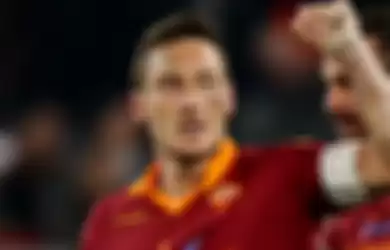 Totti Ukir Rekor Baru Derby della Capitale Berakhir Imbang