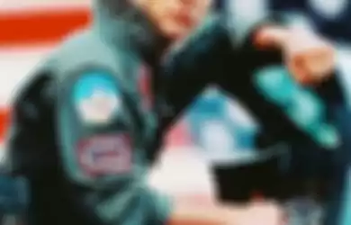 Tom Cruise Kembali Bangkitkan Sekuel Top Gun