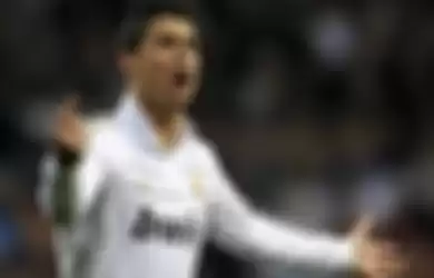 CR7 El Clasico Santai Saja