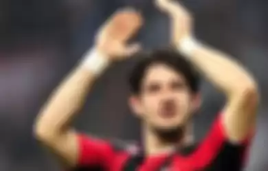 Pato Tetap di San Siro