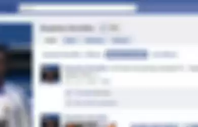 Royston Drenthe Bocorin Kepindahannya Lewat Facebook