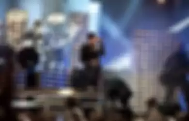 Video Linkin Park Waiting For The End di MTV EMA 2010