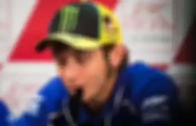 Rossi Mau Pensiun bersama Yamaha