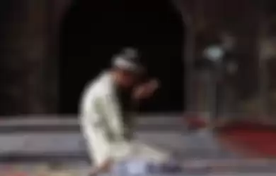 Lagi berdiam di masjid selama puasa nih. Beneran!