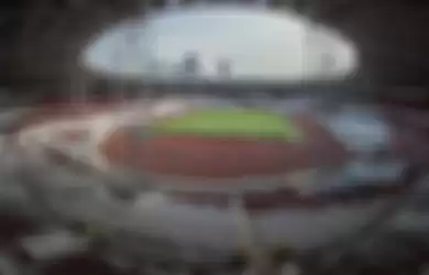 Suasana di Stadion Utama Gelora Bung Karno, Jakarta, yang tengah direnovasi, Rabu (25/10/2017). Renovasi stadion yang akan digunakan pada ajang Asian Games 2018 itu telah mencapai 90 persen. 