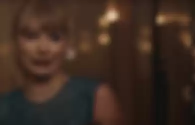 Taylor Swift jiplak iklan parfum?