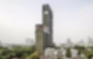 Kulit Hijau Bungkus Menara di Bangkok