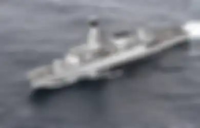 KRI Bung Tomo, Kapal Perang Pertama yang Menemukan Puing Pesawat AirAsia QZ8501 (2)