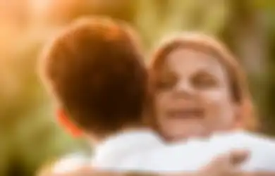 Ikatan Kasih Ibu dengan Anaknya Lebih Kuat dari Apa pun