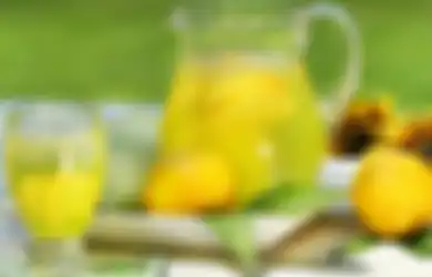 Stres? Coba Redakan dengan Air Lemon!