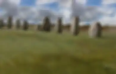 Monumen Batu Besar Kembali Ditemukan di Inggris, Diduga Sezaman dengan Stonehenge
