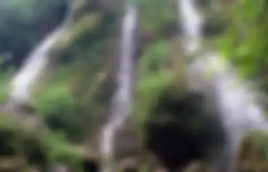Suasana Mistis Air Terjun Sri Gethuk