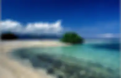 Pantai-Pantai Tercantik di Dunia (2): Lombok Salah Satunya