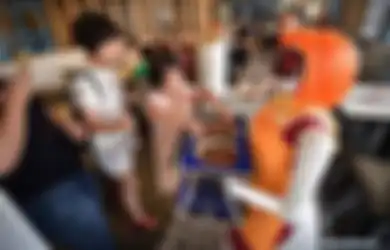 Robot Pelayan 'Dipecat' Gara-gara Tak Becus Layani Pelanggan