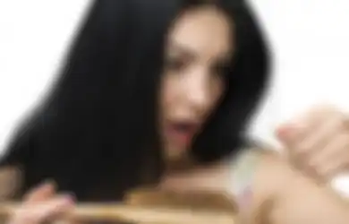 7 Cara Mencegah Rambut Rontok