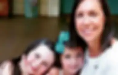 Stephanie Ballard, Ibu 2 Anak yang Meninggal oleh Penyakit Misterius Setelah Seharian di Kolam Renang