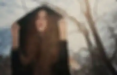 Yigal Ozeri, Seniman Pembuat Lukisan yang Sangat Mirip dengan Foto