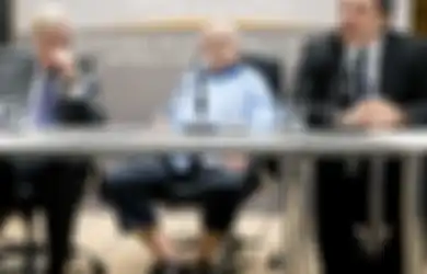 Presiden Uruguay Gunakan Sandal Saat Lantik Menteri Keuangan