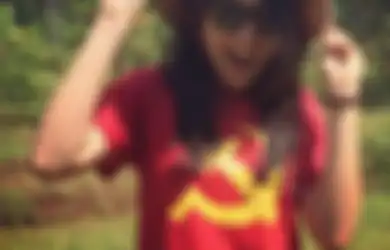 Putri Indonesia 2015, Anindya Kusuma Putri Gunakan Kaos Bersimbol Komunis di Instagram @anindyakputri