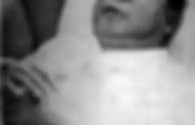 Saat Ahli Forensik Mun'im Idries Membantah Pernyataan Ratna Sari Dewi Soal Sebab Kematian Bung Karno