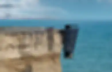 Menggantung di Pinggir Jurang, Cliff House jadi Rumah Paling Ekstrem di Dunia