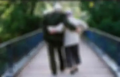 Mengharukan, Setelah Menunggu 60 Tahun Perempuan Ini Akhirnya Menikah dengan Cinta Pertamanya