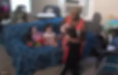Danesha Couch yang dalam Dua Tahun Melahirkan Tiga Pasang Bayi Kembar