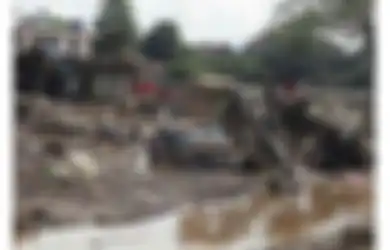 Lewat Trik Ini, Mungkin Kita dapat Selamat dari Banjir Bandang Meski Berada di Sekitar Aliran Sungai