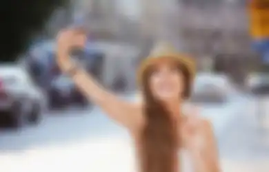 9 dari 10 Cewek Berusia Muda Mengaku Pernah selfie Telanjang, Ini Alasannya