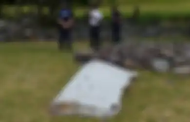 Perdana Menteri Malaysia: Puing Pesawat yang Ditemukan di Pulau Reunion Jelas Milik MH370