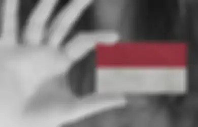 Dulu Ada Bendera Merah Putih yang Berlukiskan Kepala Kerbau Di Tengahnya