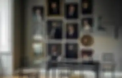 Benarkah Foto yang Jatuh Tanpa Sebab Bisa Menjadi Pertanda Kematian Orang dalam Foto Tersebut?