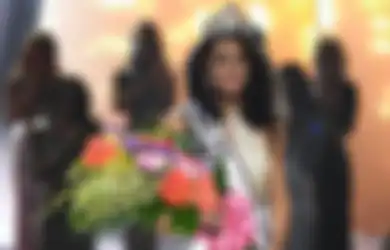 Sebut Layanan Kesehatan sebagai Hak Istimewa, Miss USA 2017 Ini Picu Kontroversi