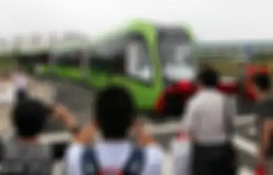 China Bakal Meluncurkan Kereta Menggunakan Rel Virtual