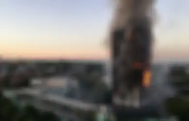 Bangun Sahur, Penghuni Muslim Berhasil Selamatkan Banyak Nyawa dalam Kebakaran Besar di London