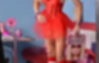 Gila, Ibu Paruh Baya Ini Rela Habiskan Uang Sampai Miliaran Rupiah Agar Bisa Tampil Seperti Boneka Barbie