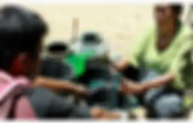 Hebat! Kelompok Mahasiswa Ini Temukan Pewarna Alami yang Dapat Pertahankan Kualitas Kain Ulos