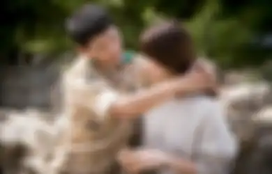 Song Joong Ki Umumkan Pernikahan: Cinta yang Bersemi di Lokasi Kerja Biasanya Lebih Langgeng, Lo
