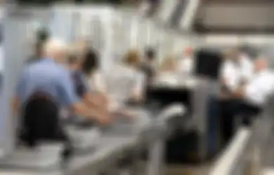 Mulai dari Bayi Hingga Mayat, Inilah 5 Hal Gila yang Pernah Ditemukan Petugas Keamanan Bandara