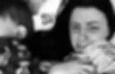 Bayinya Meninggal Karena Tertutup Selimut, Ibu Ini Mengingatkan Orangtua Lain Agar Tak Alami Hal Serupa