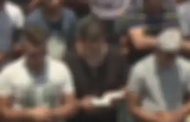 (Video) Indahnya Kebersamaan Ketika Orang Kristen Berdoa Bersama Muslim di Yerusalem