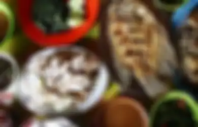 Sensasi Makan Pakai Tangan dan Kewajiban Cuci Tangan