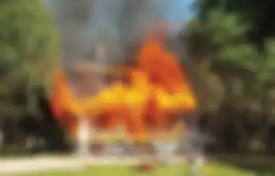 Hebat! Bocah 8 Tahun Ini Selamatkan Adiknya yang Berusia 11 Bulan dari Kebakaran Sambil dengan Tenang Menelepon 911