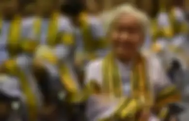 Luar Biasa! Selesaikan Gelar Sarjana di Usia 91 Tahun, Nenek Asal Thailand Ini Buktikan Tidak Ada Kata Tua untuk Belajar