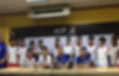 Sportif! Tak Lolos ke Semi Final, Semua Pemain Kamboja Berkumpul untuk Meminta Maaf kepada Masyarakatnya