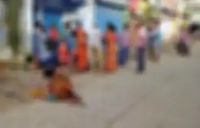 Mengenaskan, Ditolak Klinik Kesehatan Perempuan Ini Terpaksa Melahirkan di Pinggir Jalan