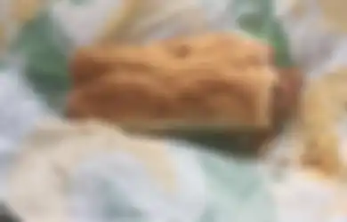 Baik Hati Sekali Pilot Ini, Ia Menjatuhkan Sandwich untuk Temannya yang Bekerja di Perkebunan