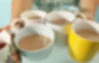 Perhatian, Ini Kabar Buruk Bagi Karyawan yang Suka Minum Teh atau Kopi Menggunakan Mug di Kantor