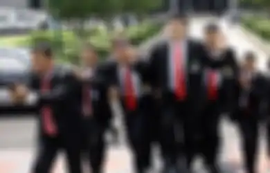 Sekalem dan Seganteng Apa pun Paspampres, Mereka Tetap Prajurit Pilihan yang Selalu Siap Tempur